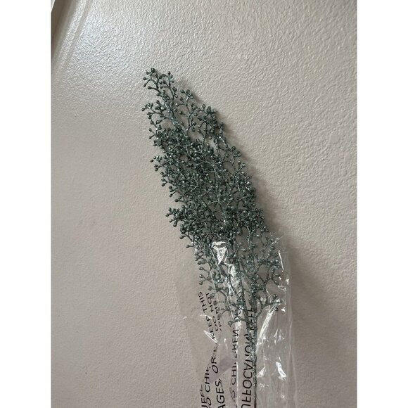 Christmas Tree Glittered Berry Branch Picks Valerie Par Hill Set of 8 23" Green - Picture 4 of 8